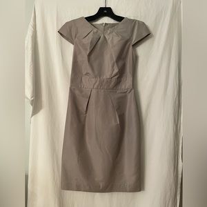 Classic and lovely never out of style dress.